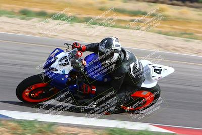 media/Apr-30-2023-CRA (Sun) [[020fcf5d43]]/Race 11-600 Expert Superbike/